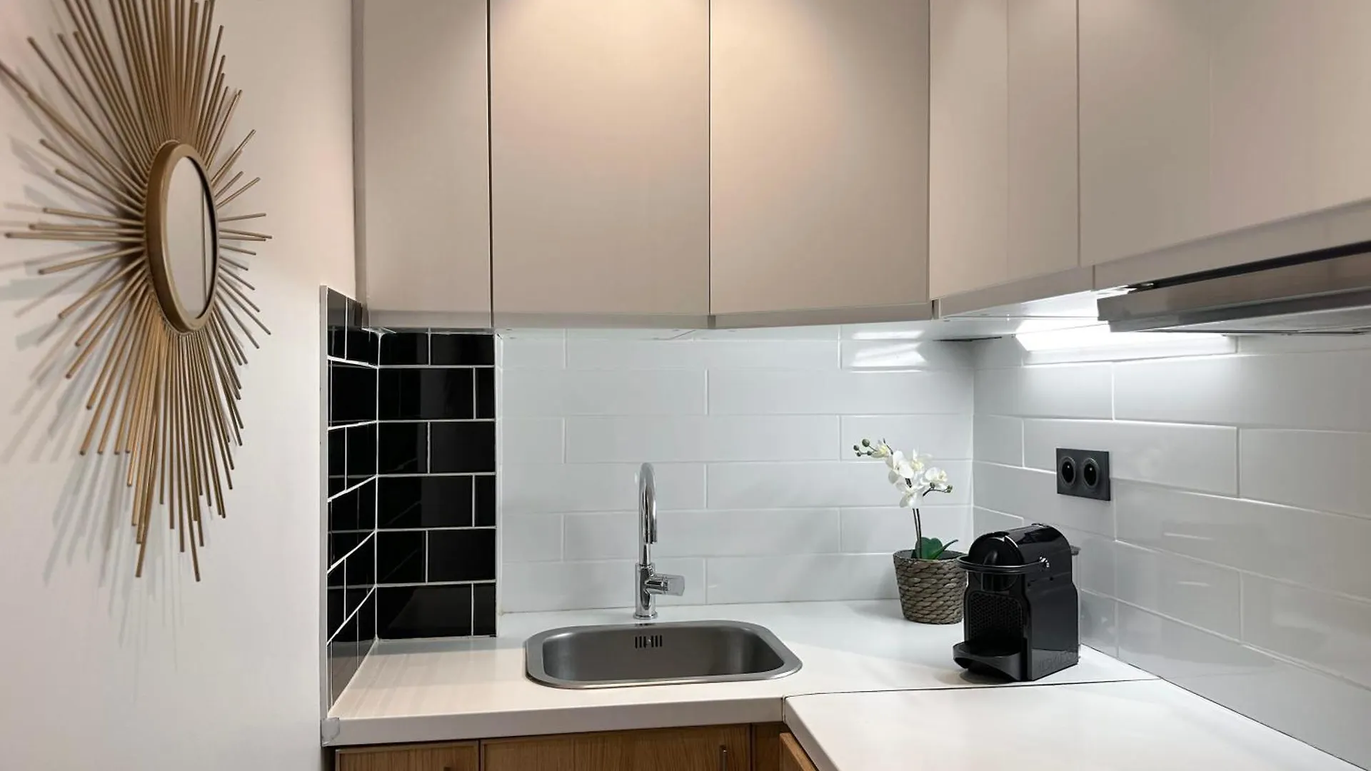 Brand New Near La Madeleine Apartamento *